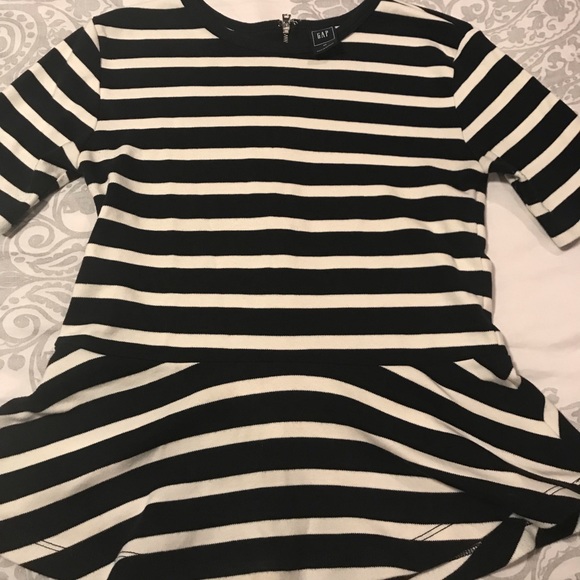 GAP Tops - Women’s Peplum Stripped top